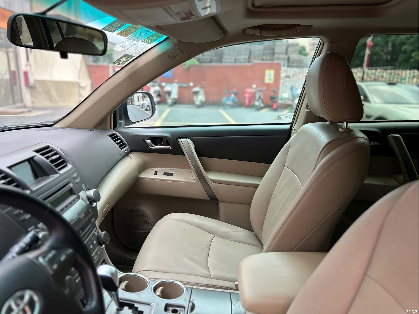 Toyota Highlander, 2010 12