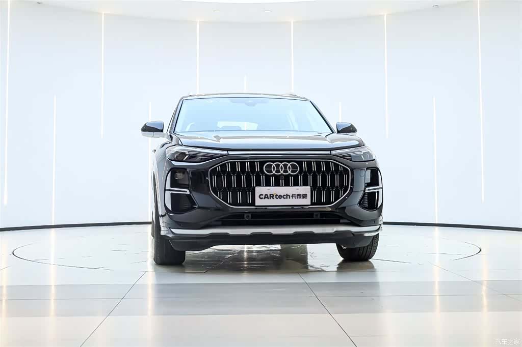 Audi Q6, 2024 2