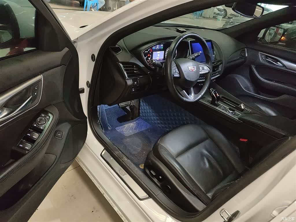 Cadillac CT5, 2022 16