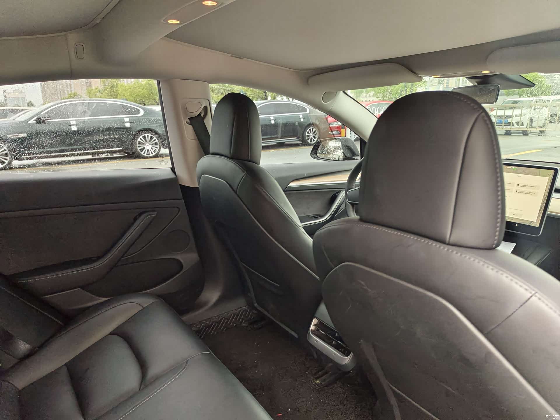 Tesla Model 3, 2023 14
