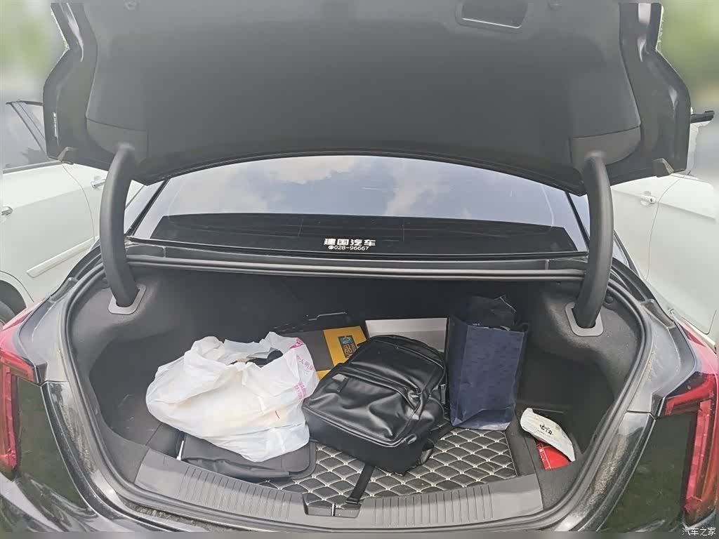 Cadillac CT5, 2021 10
