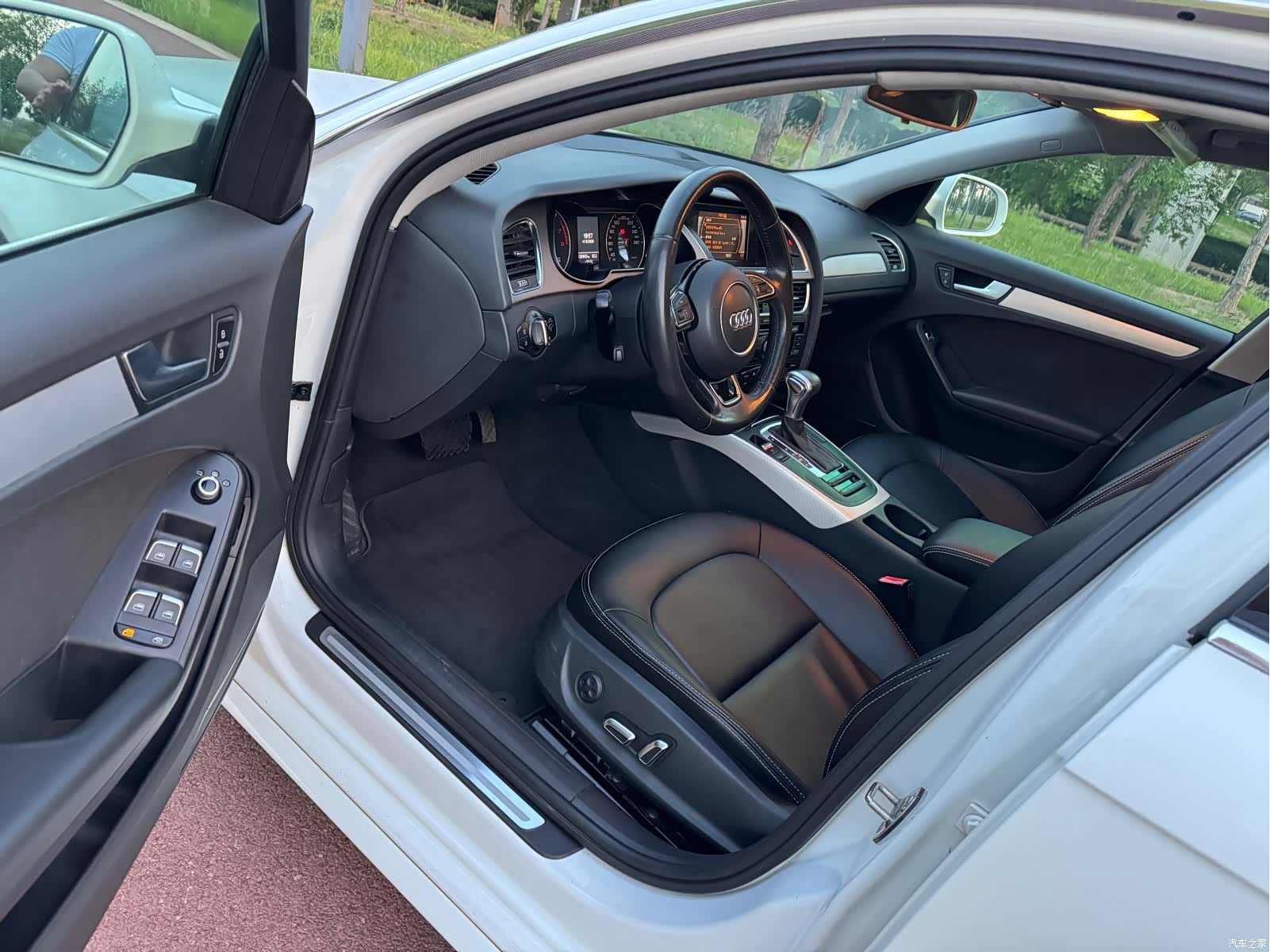 Audi A4L, 2013 3