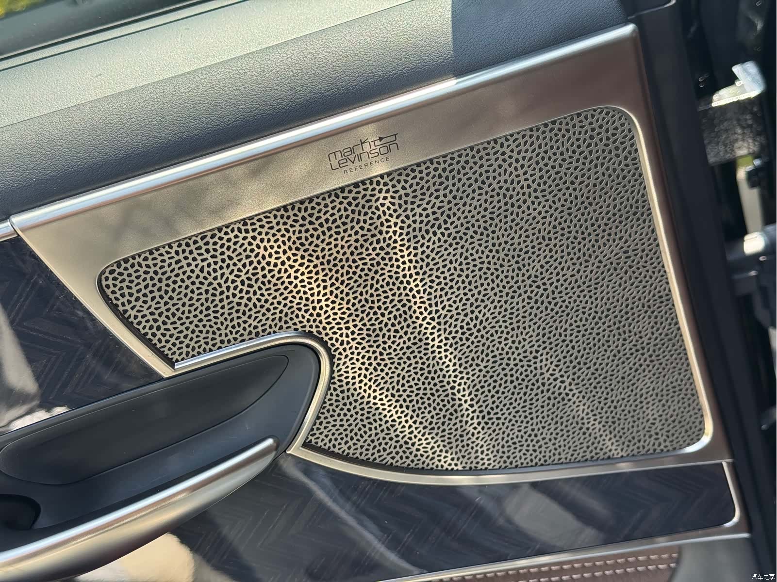 Lexus LS, 2019 12