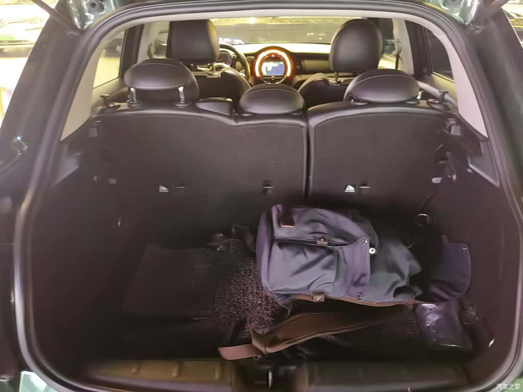 Mini Cooper, 2015 19