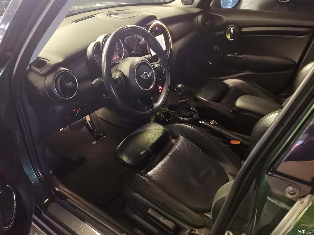 Mini Cooper, 2015 16
