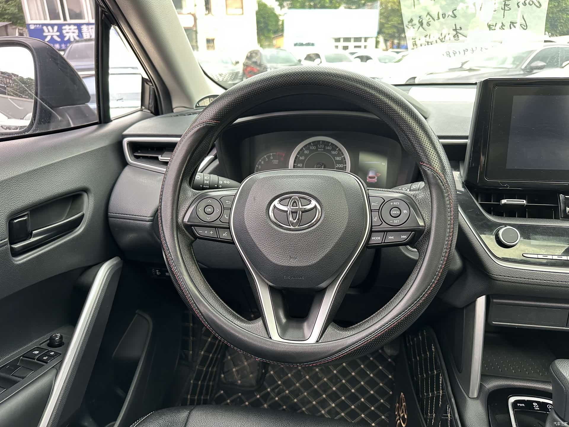 Toyota Frontlander, 2023 14