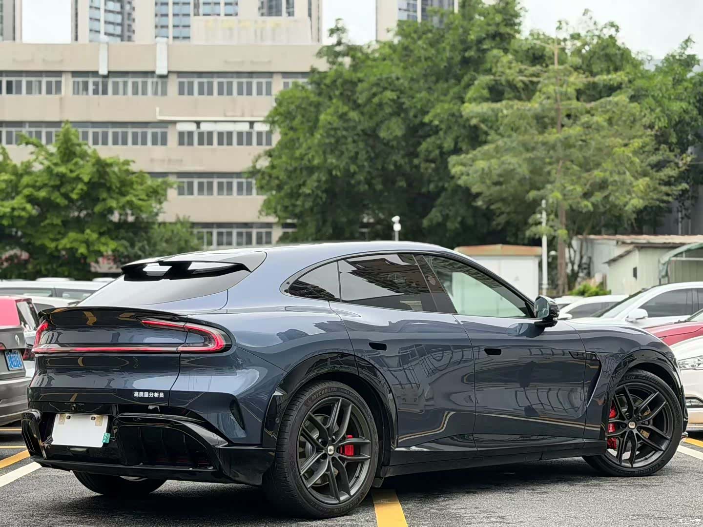 Xiaomi YU7, 2026 12