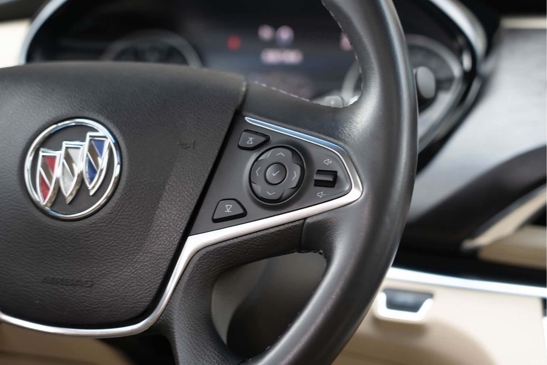 Buick GL8, 2023 11