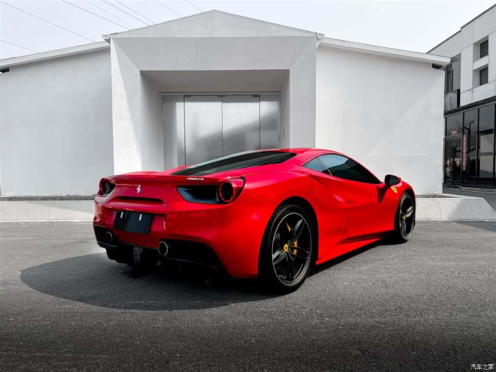Ferrari 488, 2017 8