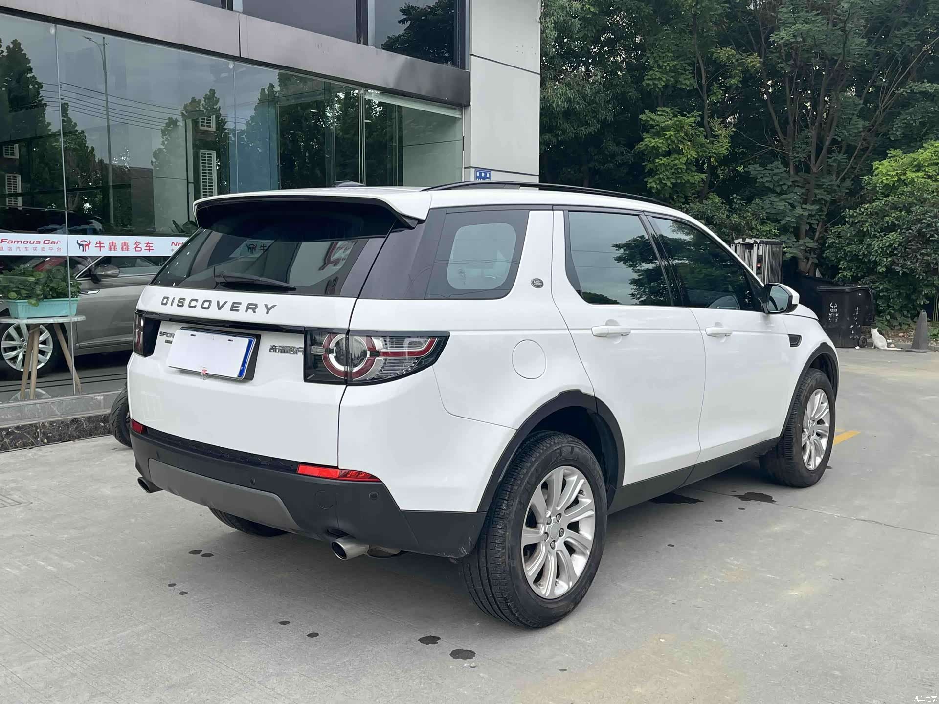 Land Rover Discovery, 2016 все фото
