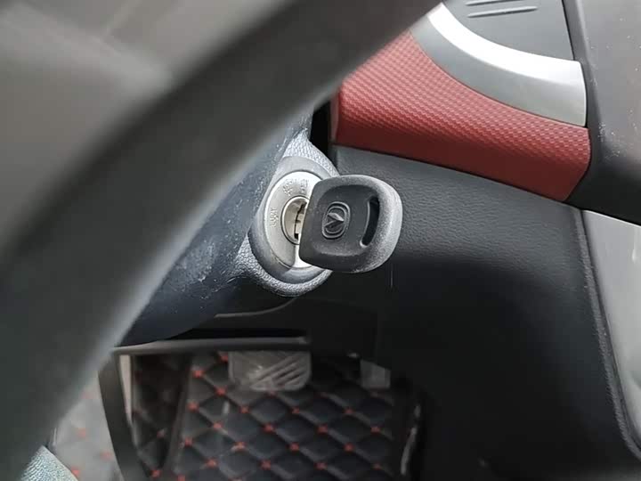 Changan BenBen 2015 1.4L IMT Премиум guo V