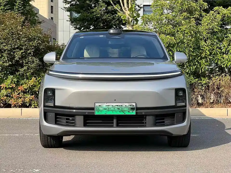 Li Auto Ideal L8