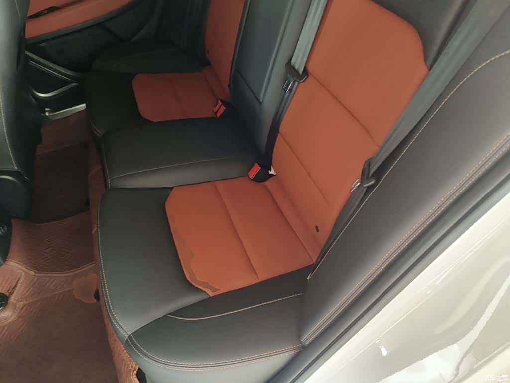 Geely S1, 2018 17