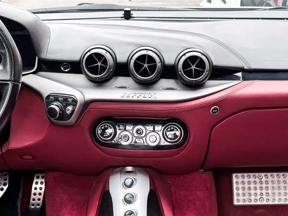 Ferrari F12berlinetta