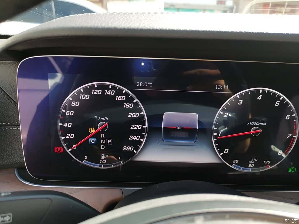 Mercedes-Benz E-Class, 2018 3