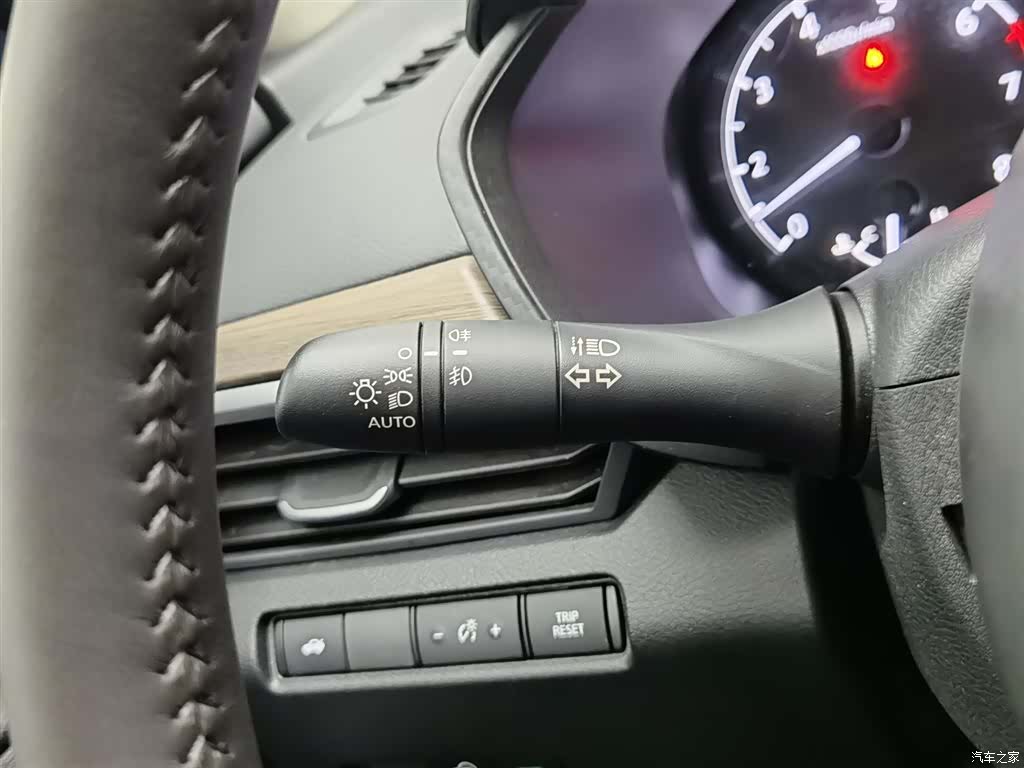 Nissan Teana, 2022 21