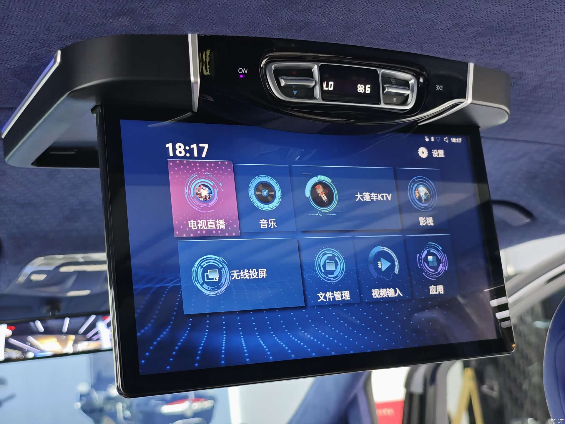 Mercedes-Benz V-Class, 2023 22