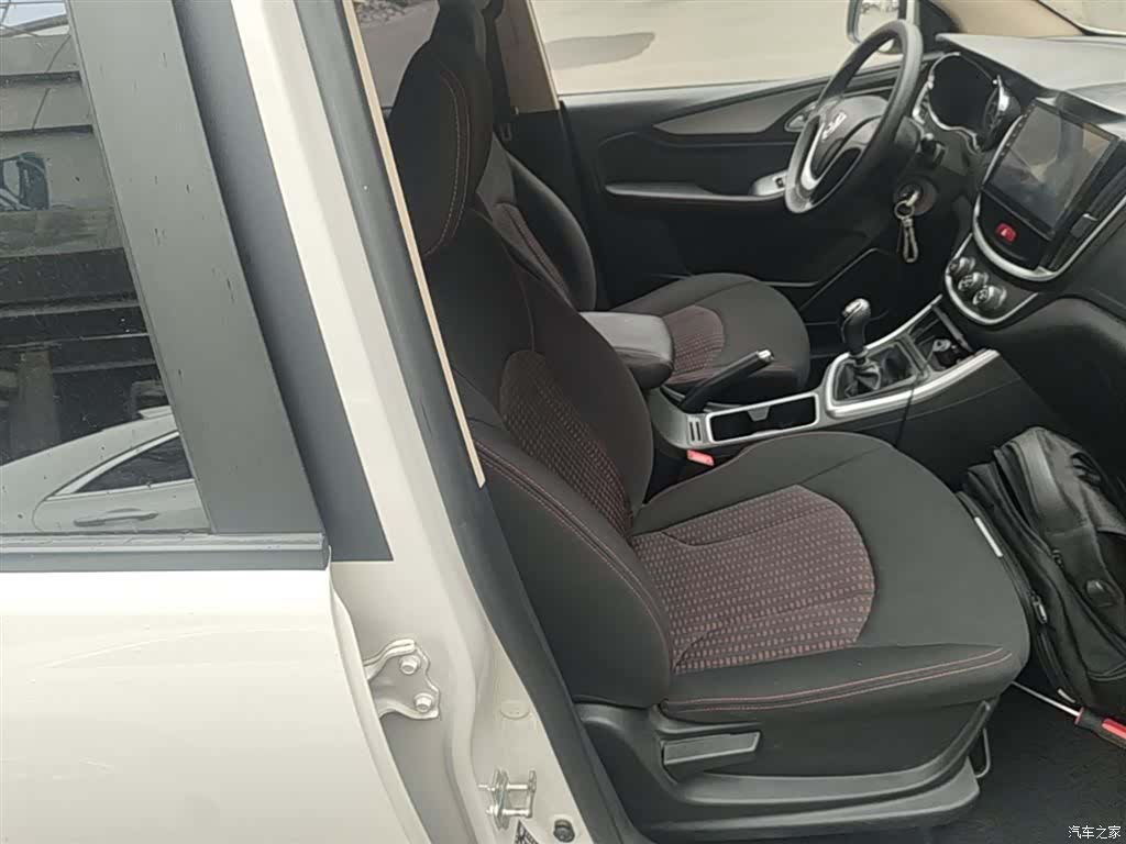 Wuling 560, 2017 20