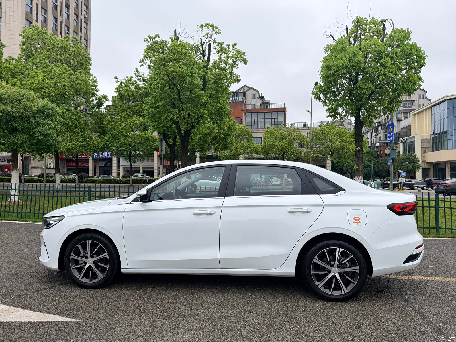 Geely Emgrand, 2023 10