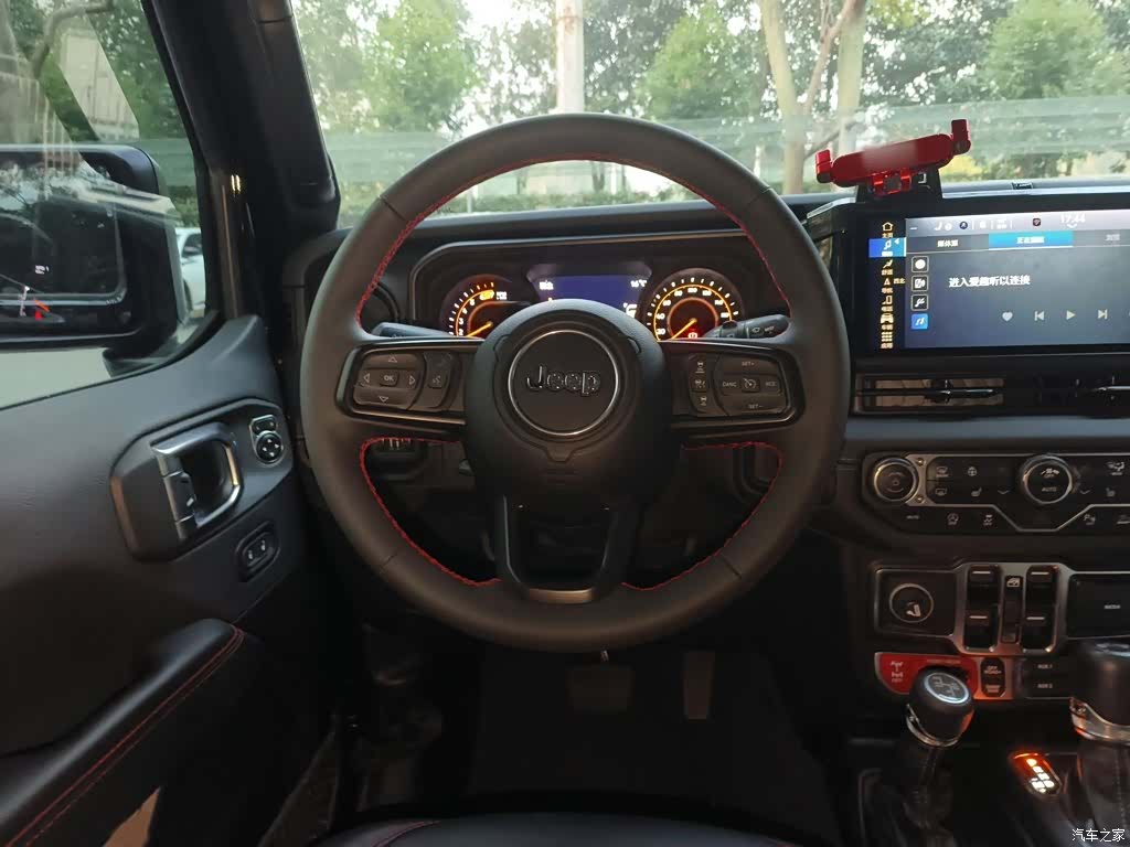 Jeep Wrangler, 2024 3