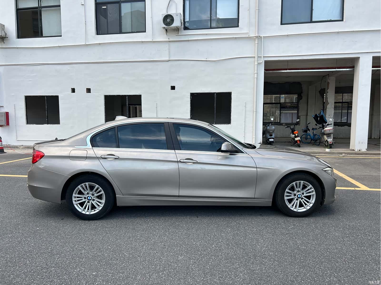 BMW 3 Series, 2015 8