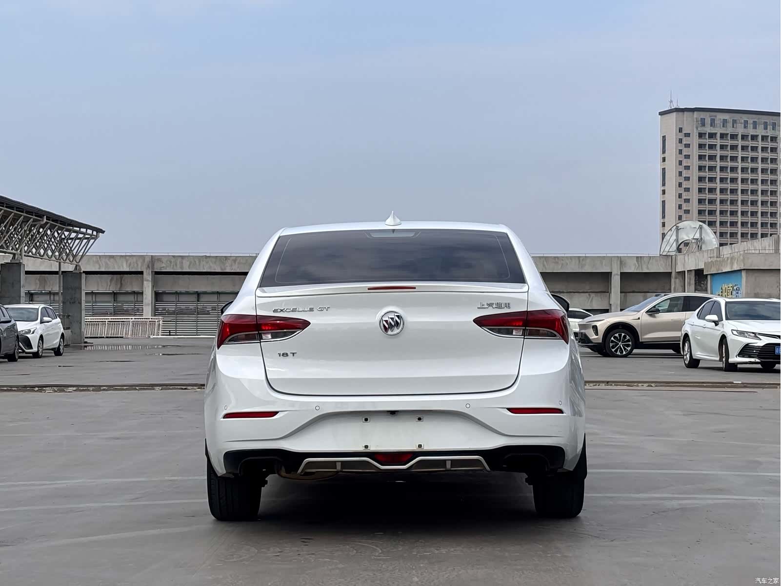 Buick V, 2020 8