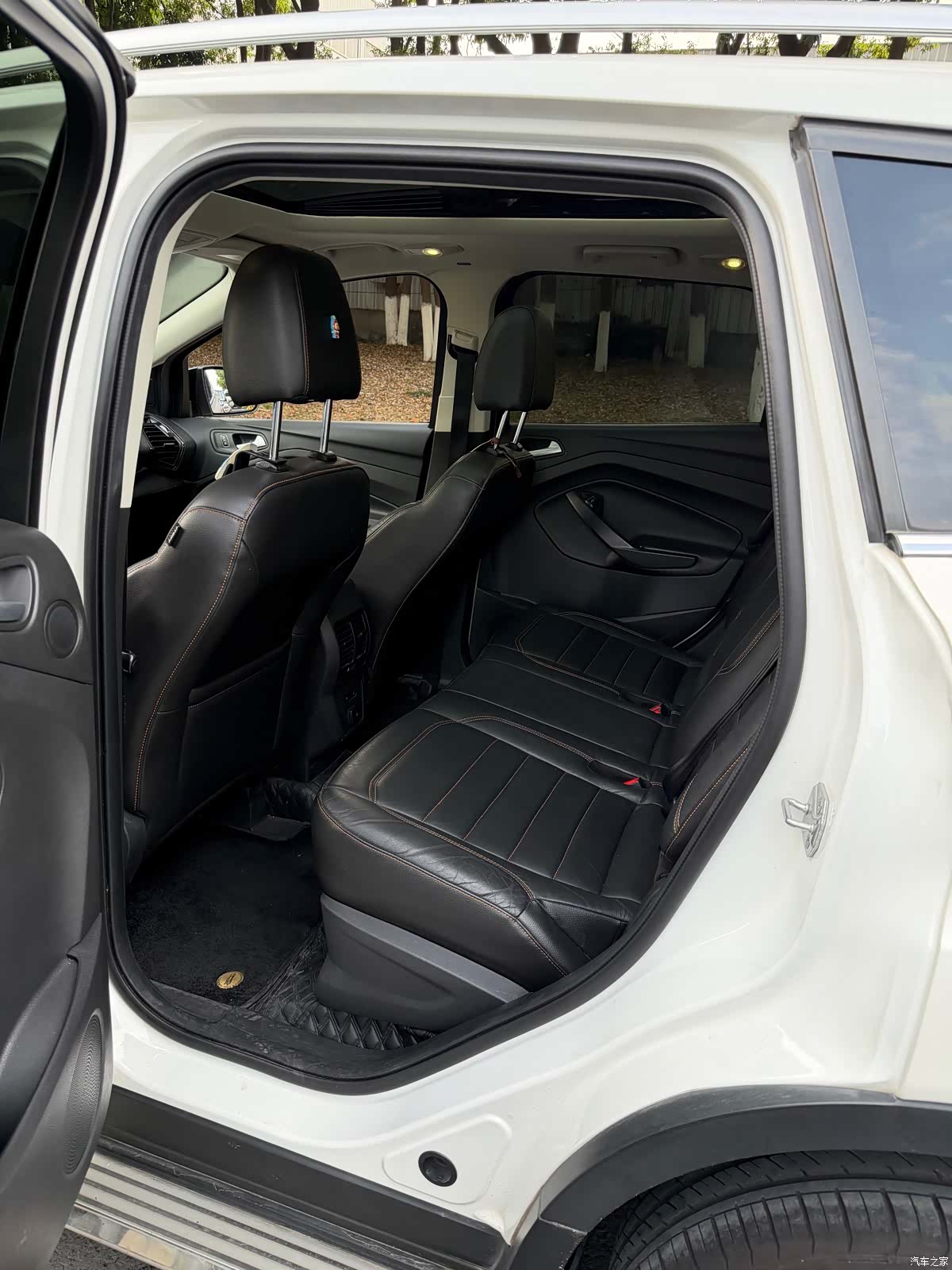 Ford Kuga, 2017 13