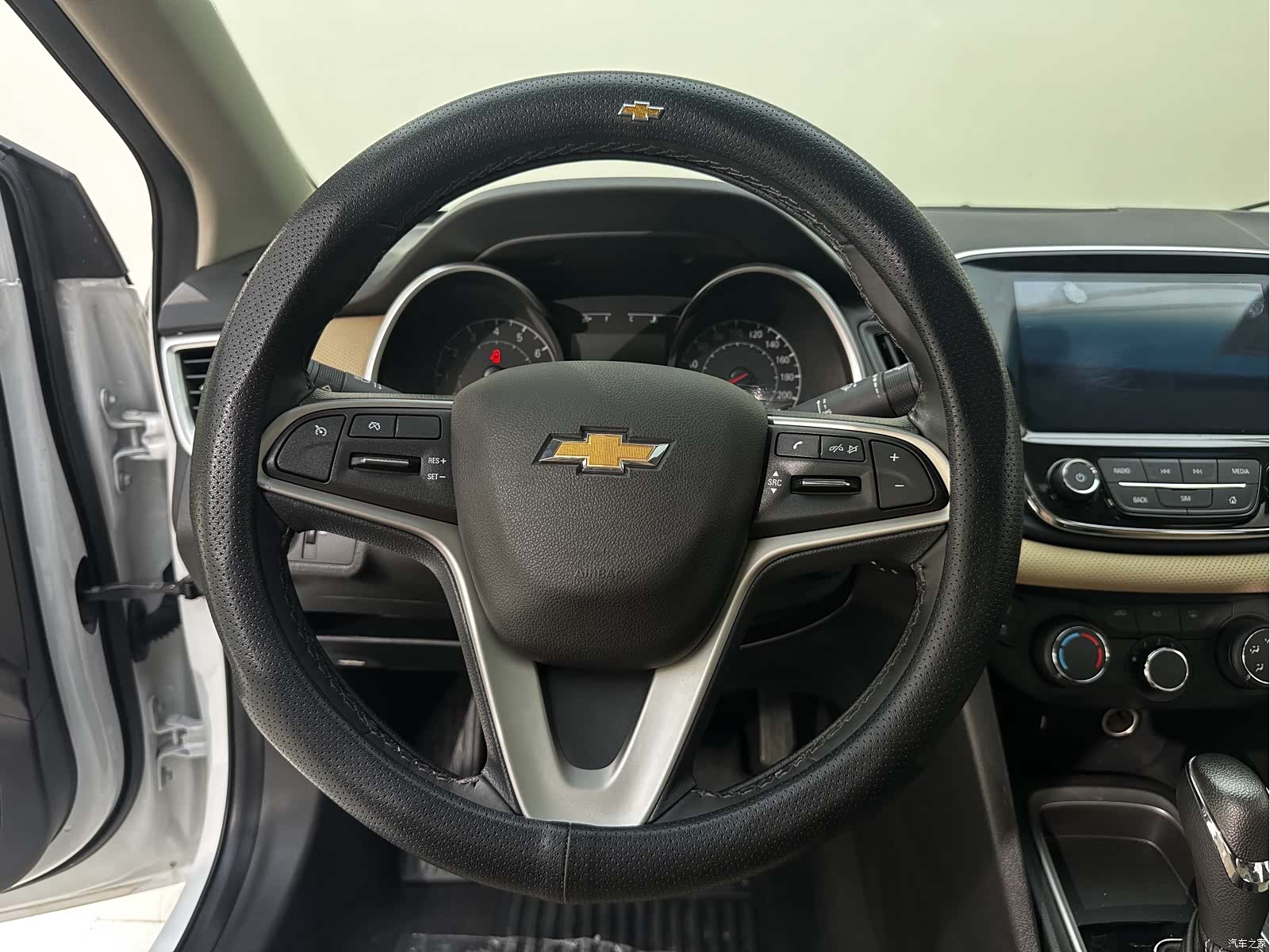 Chevrolet 320, 2022 16