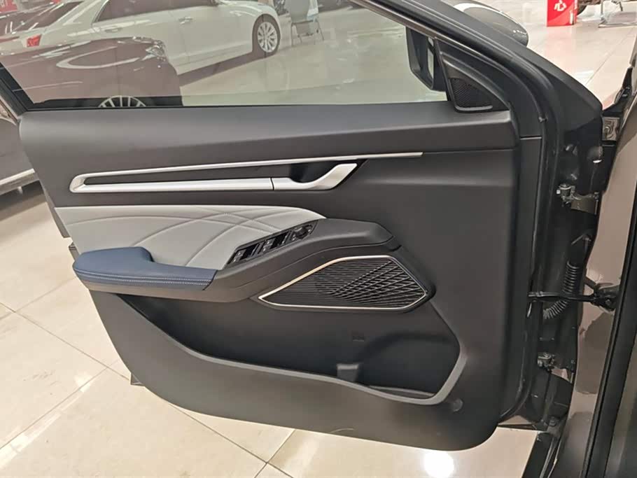 Geely Emgrand Geely Emgrand