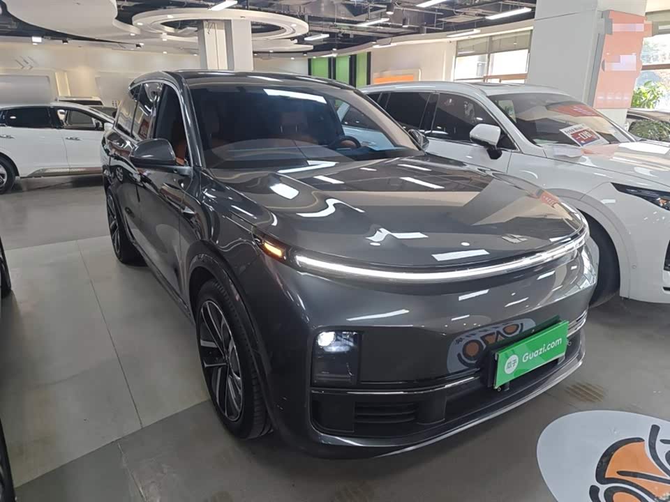 Li Auto Ideal L8
