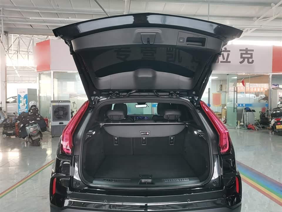 Cadillac XT4