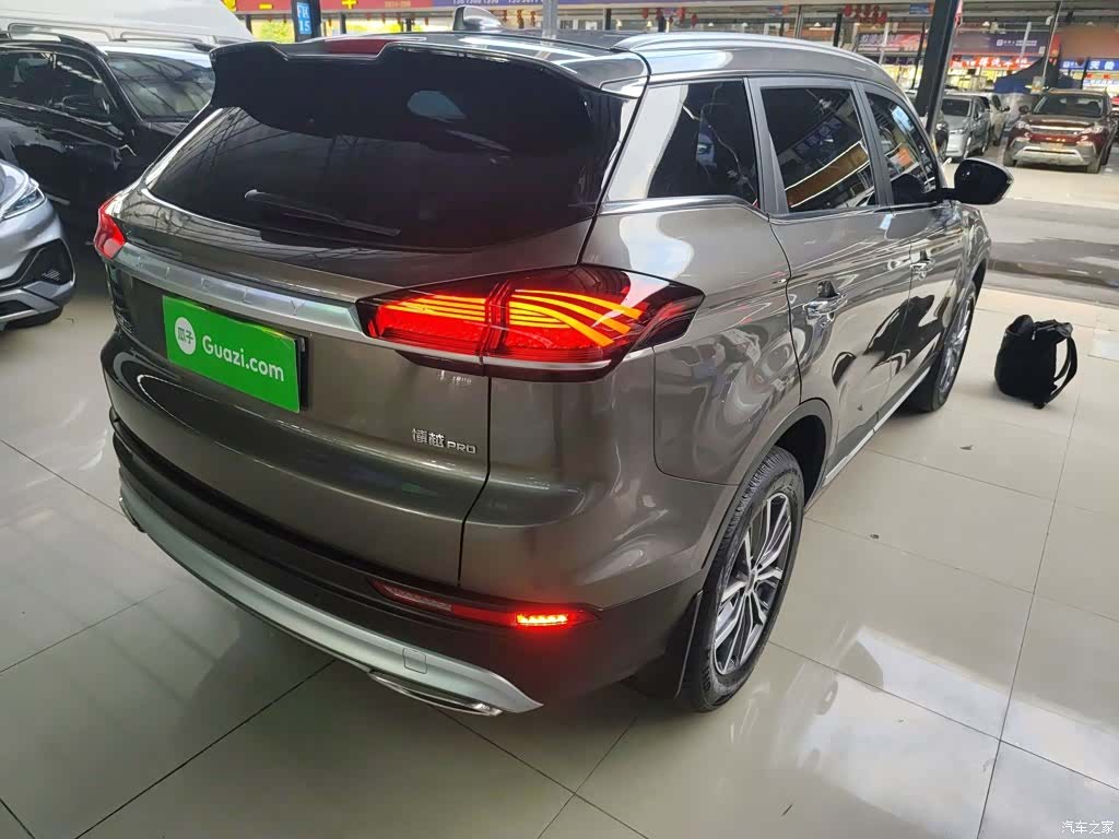 Geely Boyue, 2021 все фото