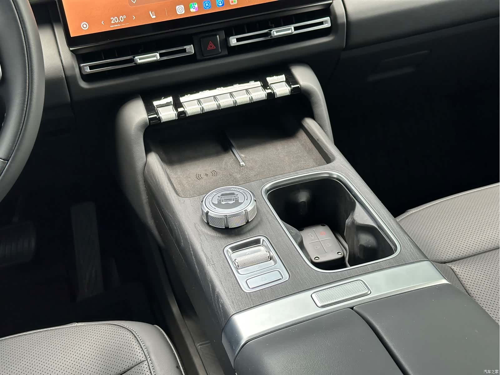Chery V27, 2026 15