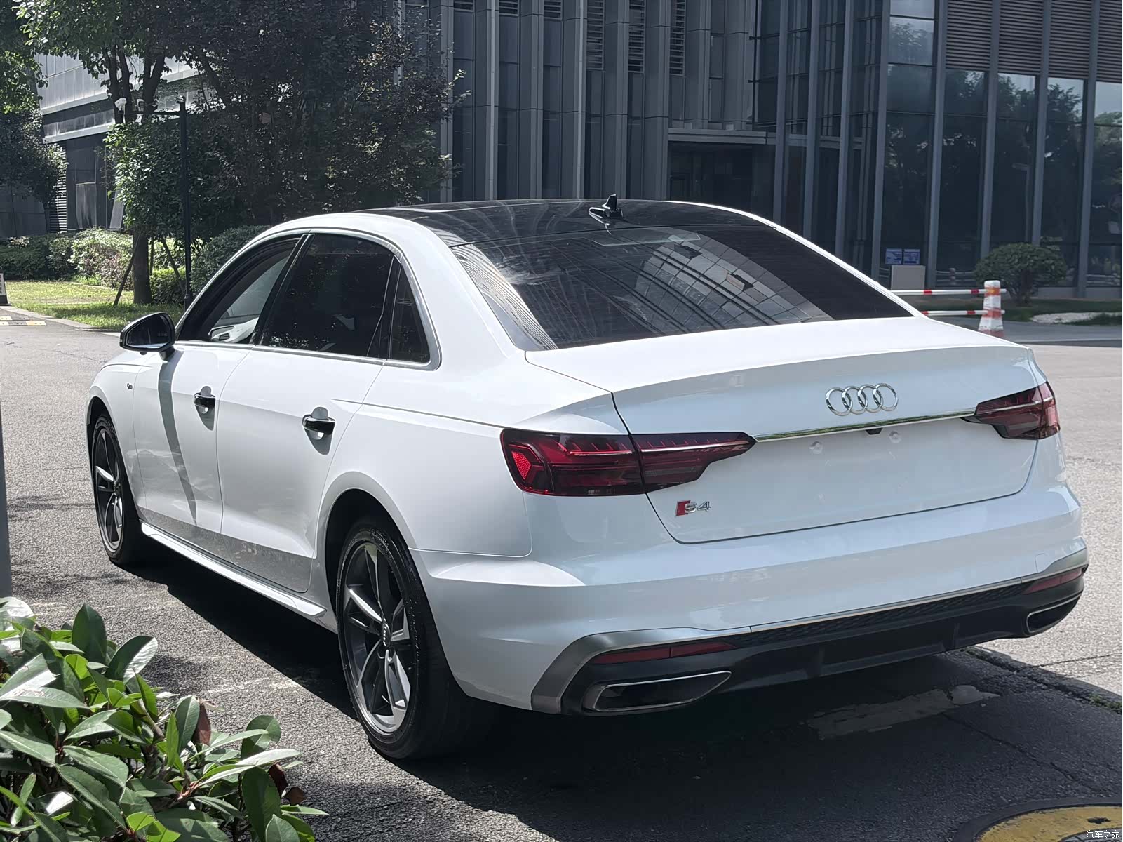 Audi A4L, 2020 10