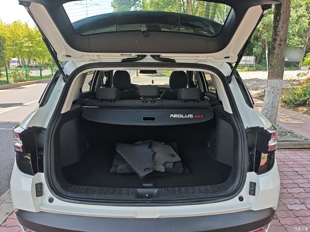 DongFeng AX7, 2019 15