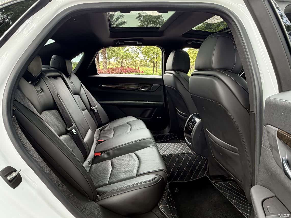 Cadillac CT6, 2022 14