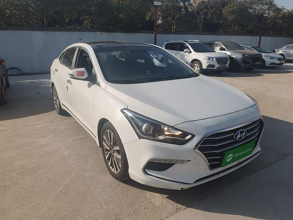 Hyundai Name picture