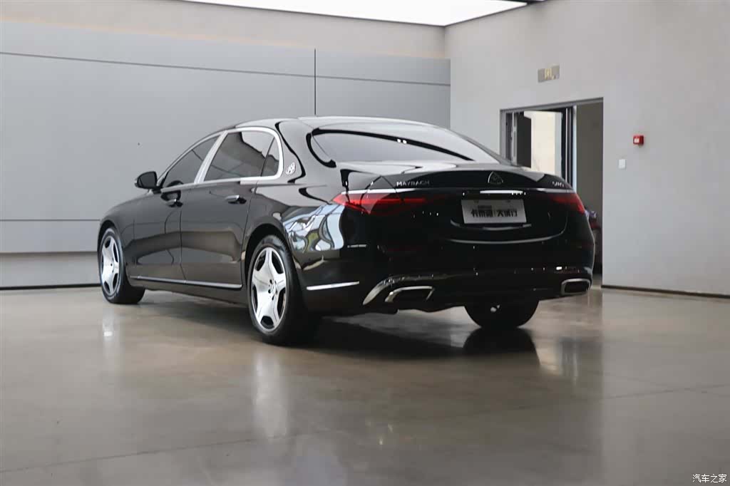 Maybach S-Class, 2023 33