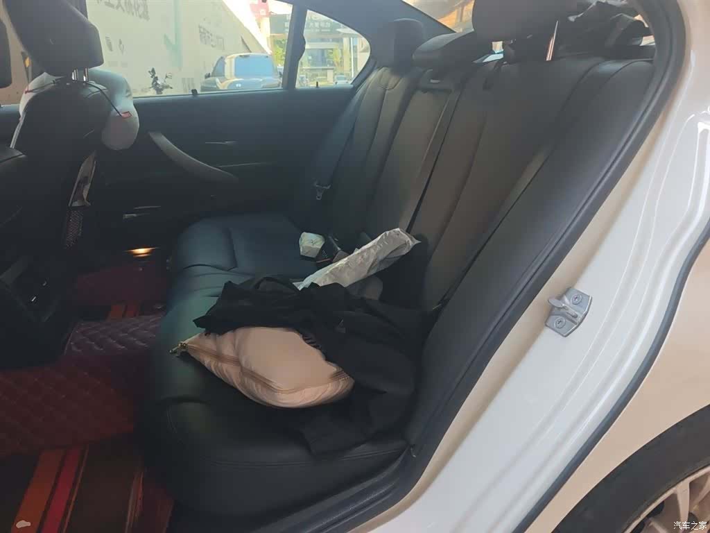 BMW 3 Series, 2015 15