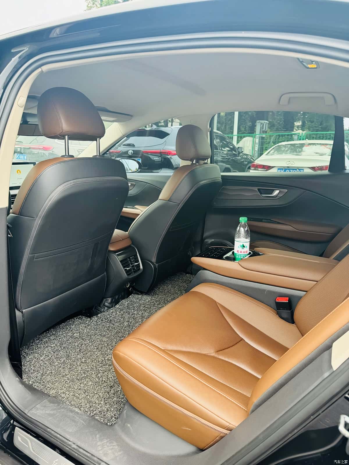 Hongqi QM5, 2021 6