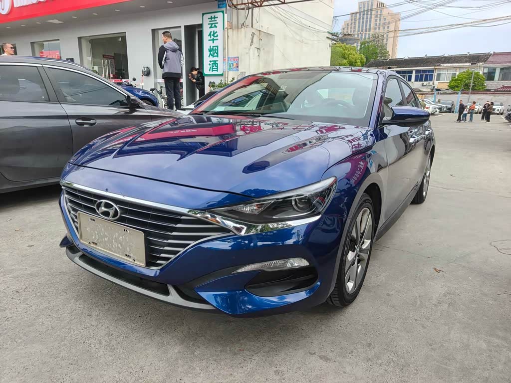 Hyundai Lafesta