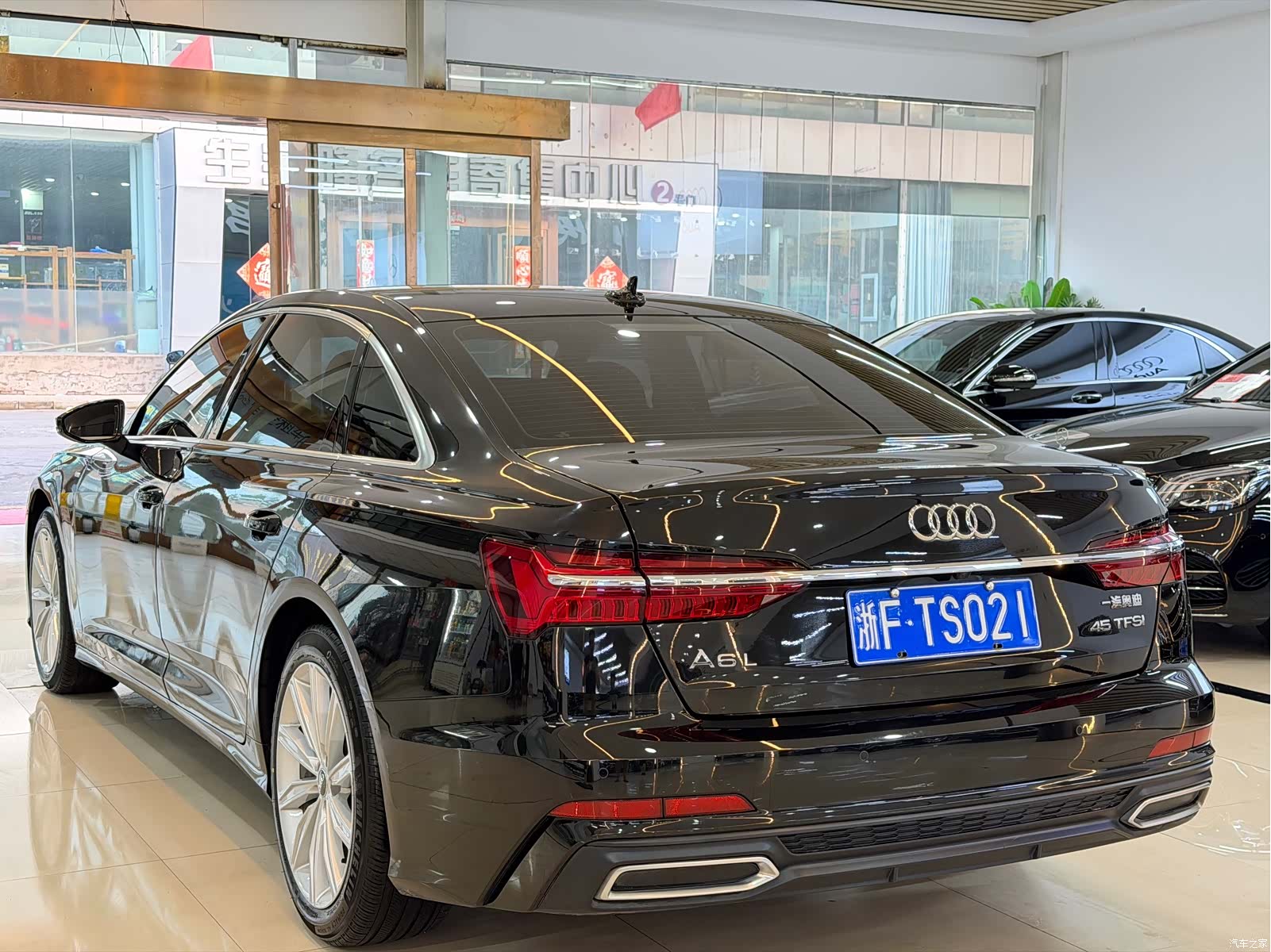 Audi A6L, 2021 все фото