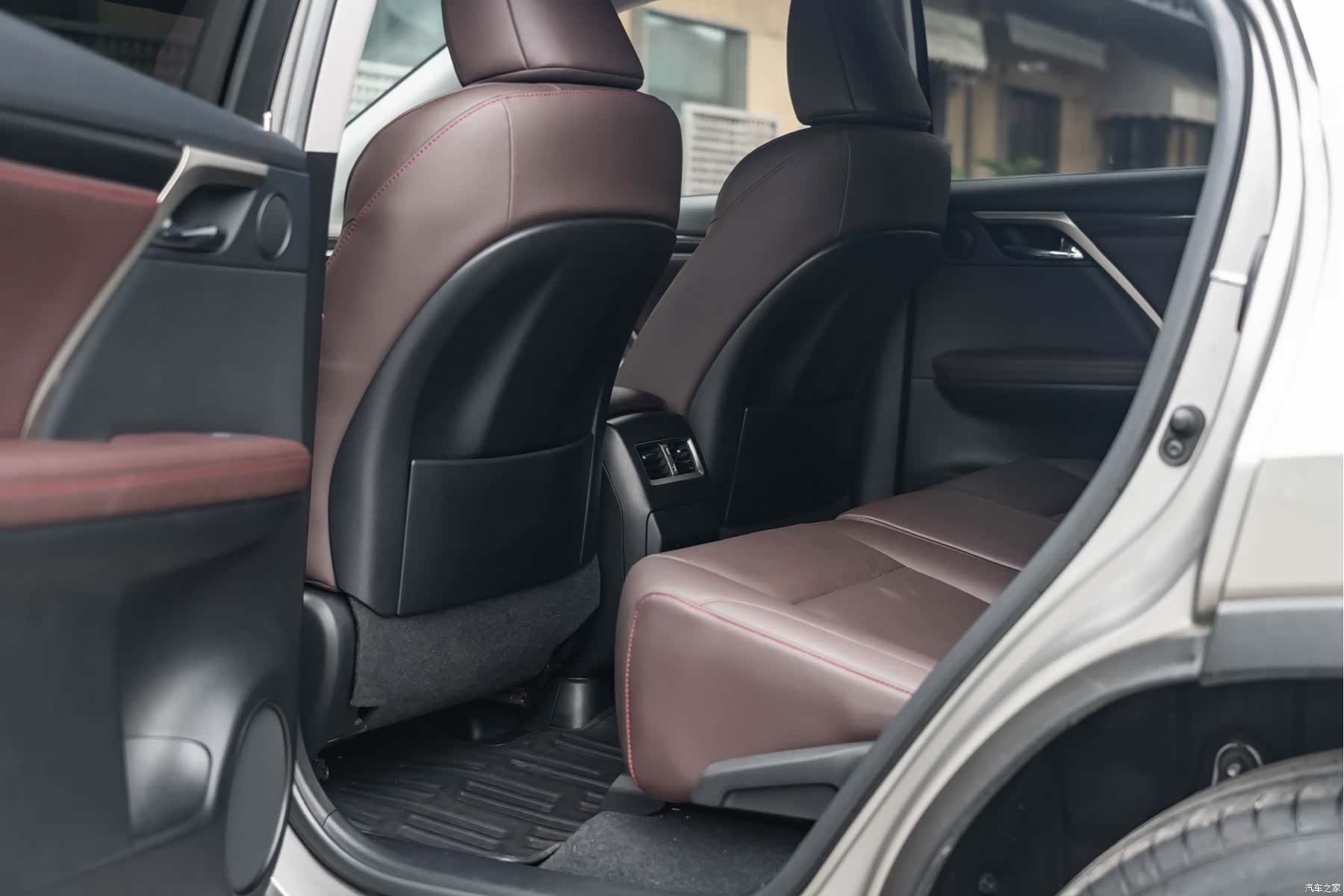 Lexus RX, 2021 15