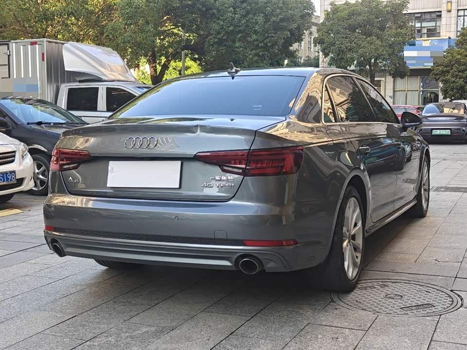 Audi A4L