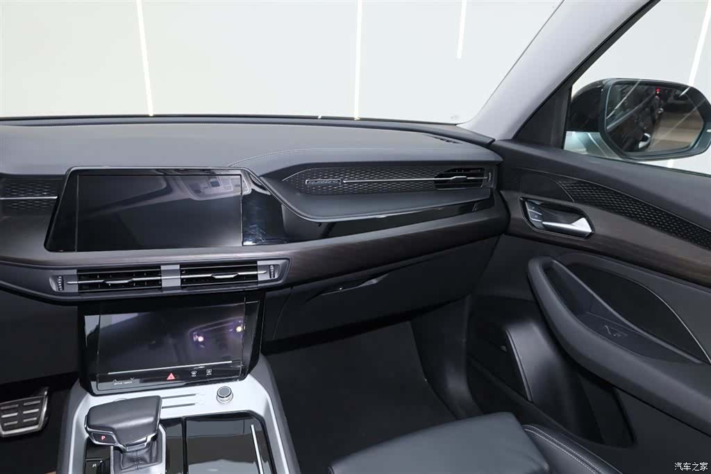 Audi Q6, 2024 30
