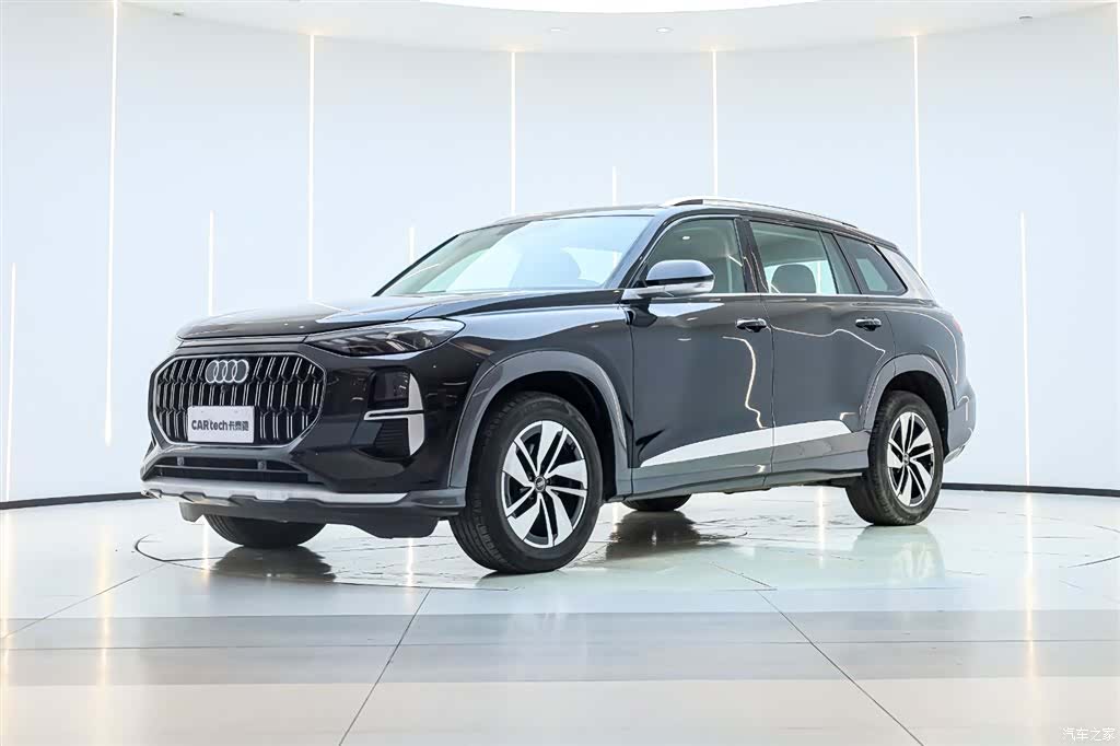 Audi Q6, 2024 1