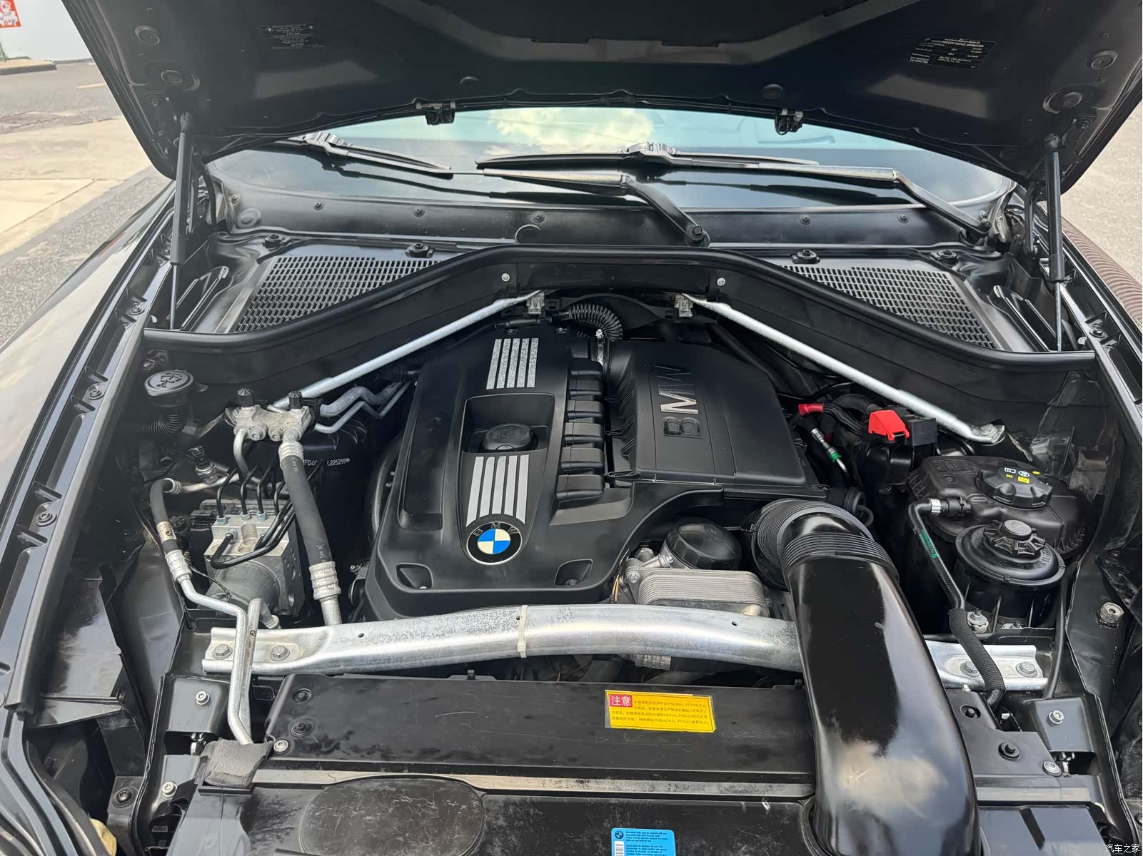 BMW X6, 2012 27