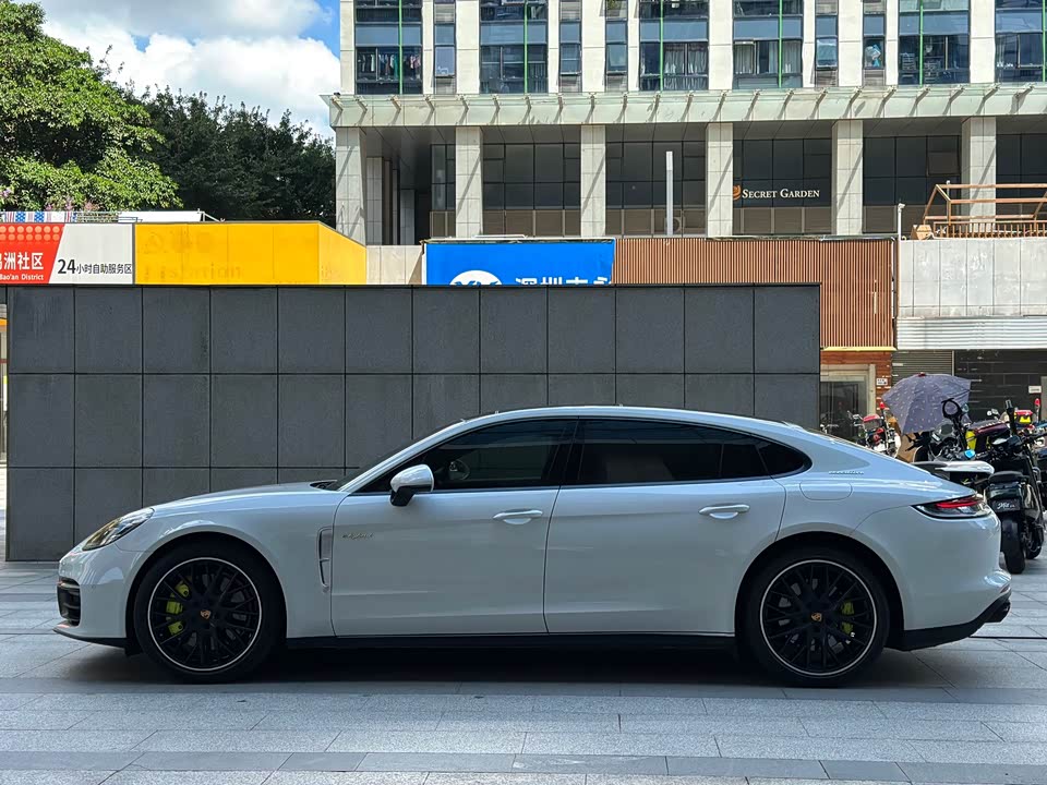 Porsche Panamera