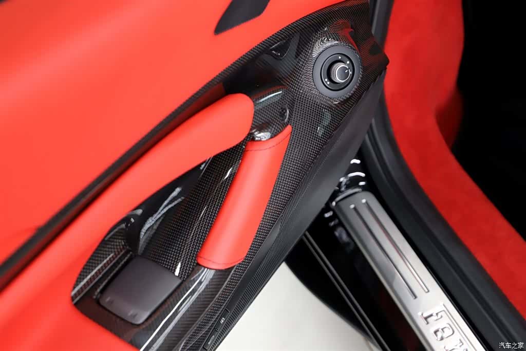 Ferrari F8, 2022 16