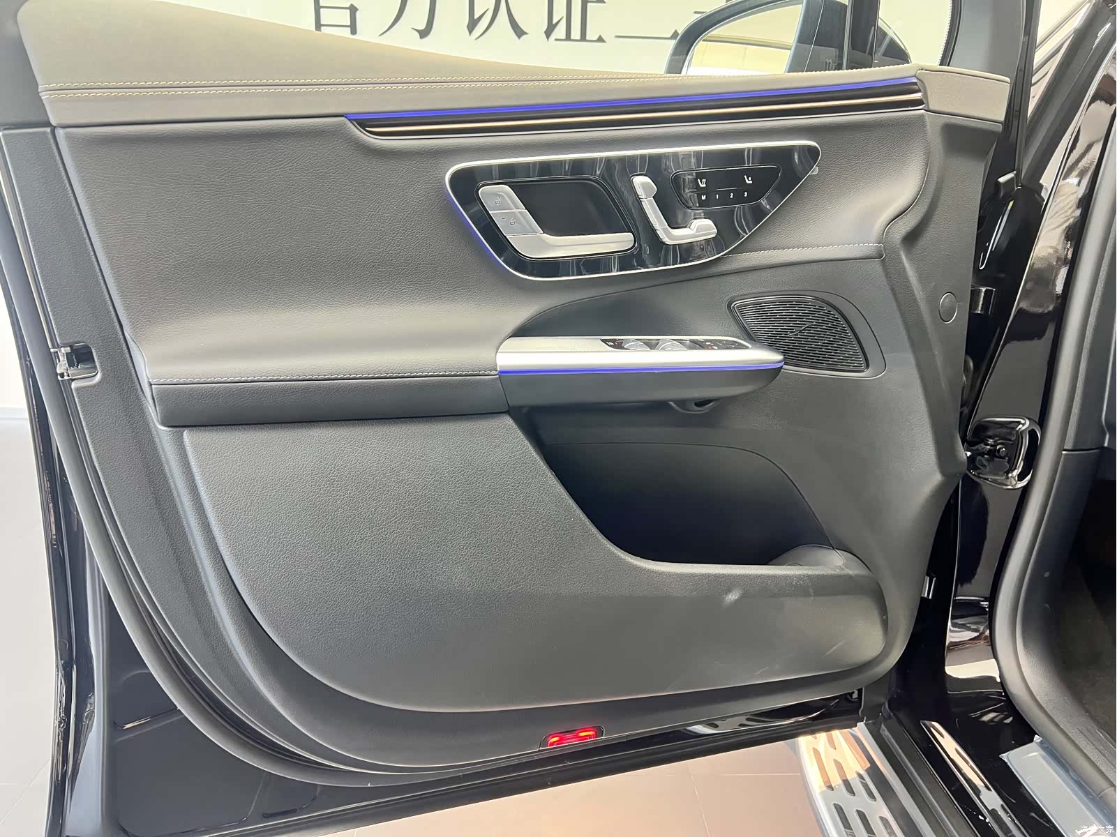 Mercedes-Benz EQE, 2025 6